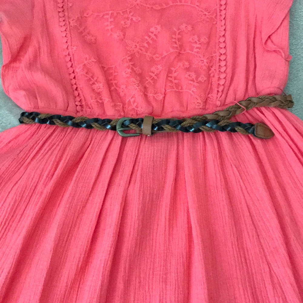 Dress - Picture 3 of 3